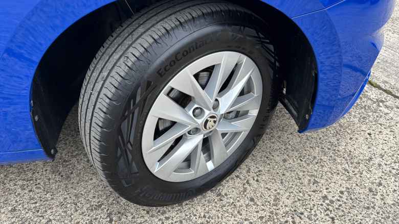 Skoda Fabia 1.0 MPI 80 SE Comfort 5dr Petrol Hatchback